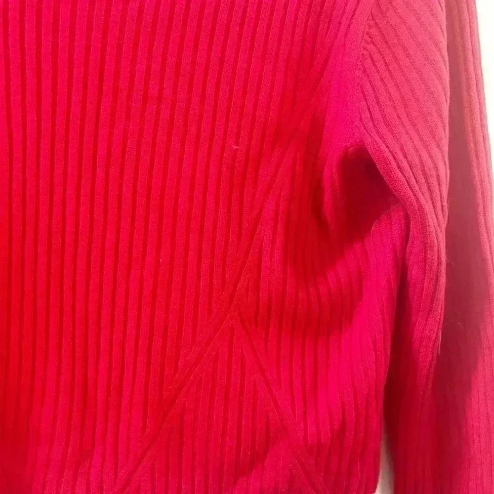 Aritzia Babaton red cropped‎ sweater small - Picture 2 of 5